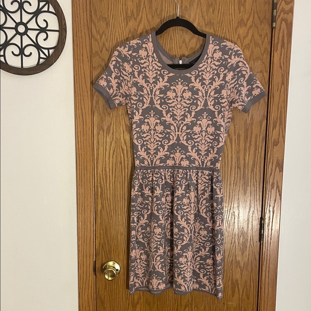 Romeo & Juliet Couture Pink and Gray Mini Dress (M)